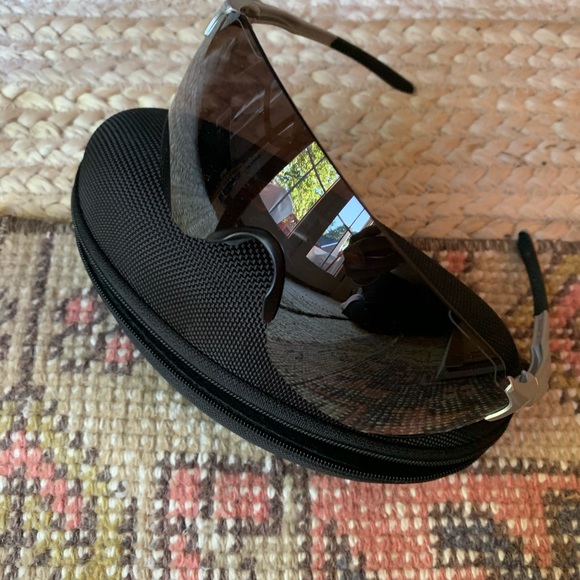Oakley EV Prizm Sunglasses - Picture 1 of 7